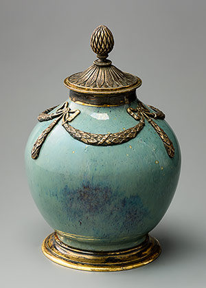 Керамическая мокалка работы Фаберже