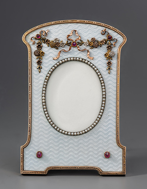 Фаберже, Рамка белая