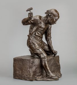 Фигура скульптора-камнереза