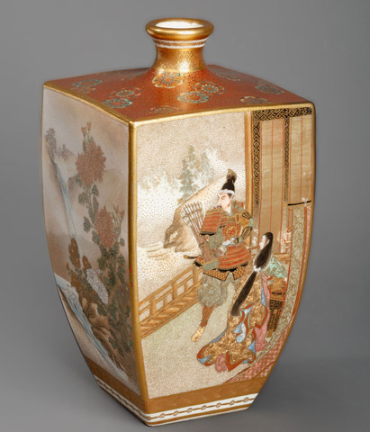 Видео Ваза в стиле кё-сацума c изображением цветов, птиц и жанровых сцен