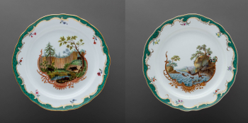 Двенадцать мелких тарелок из восполнения к охотничьему сервизу