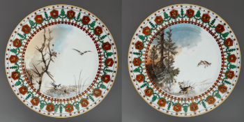 Двенадцать тарелок и блюдо с образами птиц