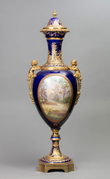 Интерьерные вазы со сценами псовой охоты и пейзажами