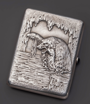 Портсигар "Полярный медведь"