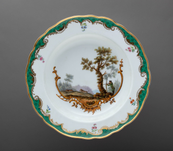 Семь глубоких тарелок из восполнения к охотничьему сервизу