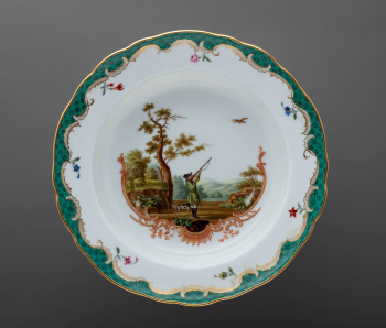 Семь глубоких тарелок из восполнения к охотничьему сервизу