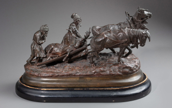 Скульптурная композиция "Возвращение с охоты на оленя"