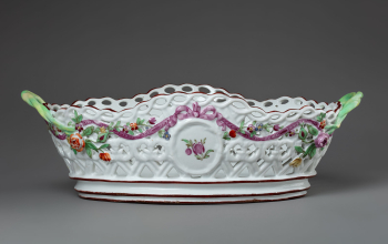 Корзина овальная с поддоном