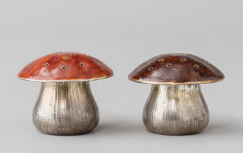 Солонка и перечница