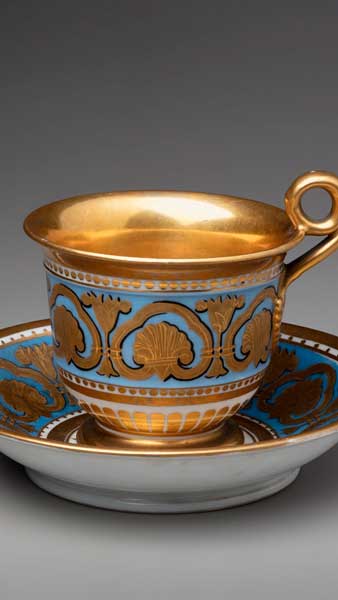 Видео Чашка с блюдцем из "Министерского сервиза"