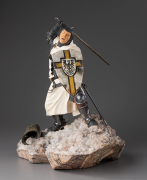Скульптура "Крестоносец"